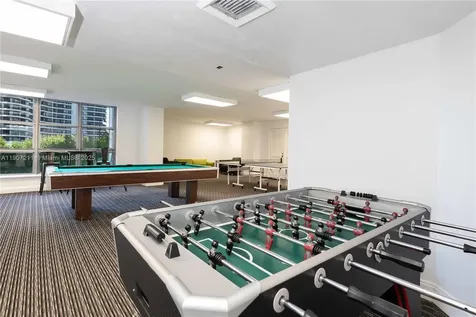 3500 Mystic Pointe Drive Aventura FL 33180