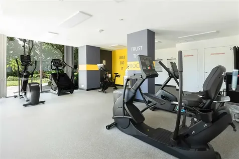 3500 Mystic Pointe Drive Aventura FL 33180