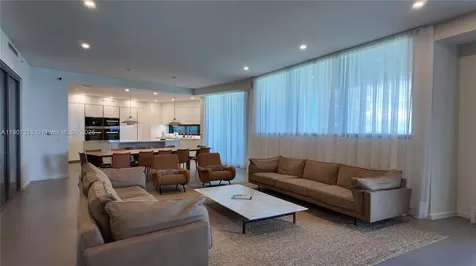 18555 Collins Avenue Sunny Isles Beach FL 33160
