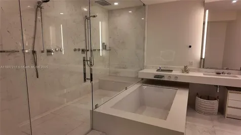 18555 Collins Avenue Sunny Isles Beach FL 33160