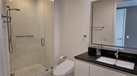 18555 Collins Avenue Sunny Isles Beach FL 33160