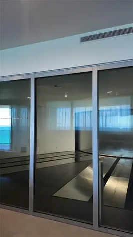 18555 Collins Avenue Sunny Isles Beach FL 33160