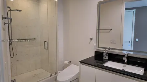 18555 Collins Avenue Sunny Isles Beach FL 33160