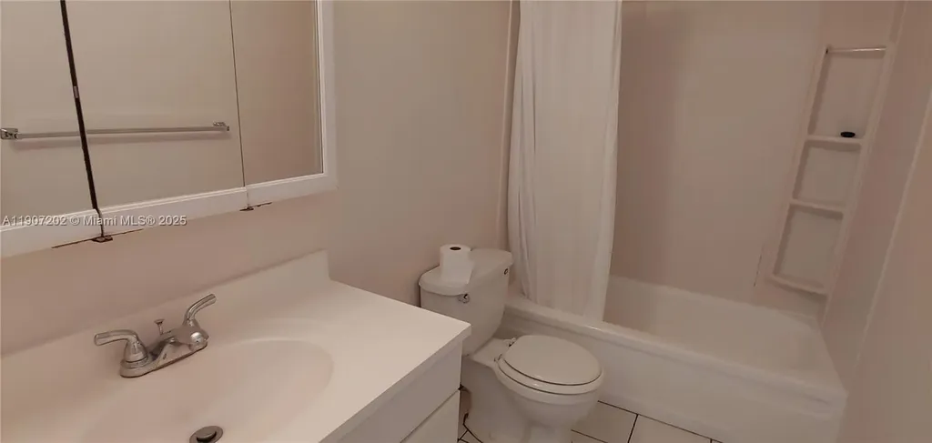 1400 NE 54th Street Fort Lauderdale FL 33334