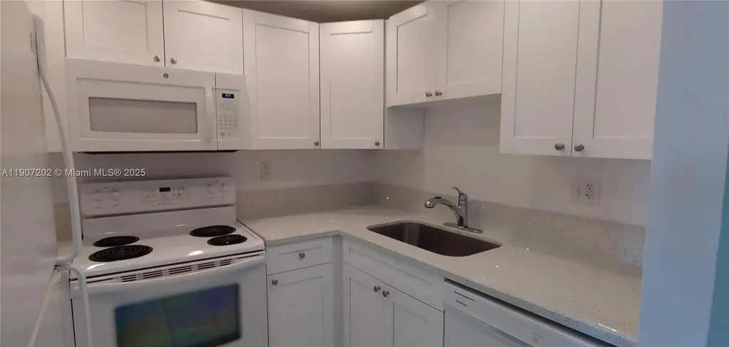 1400 NE 54th Street Fort Lauderdale FL 33334