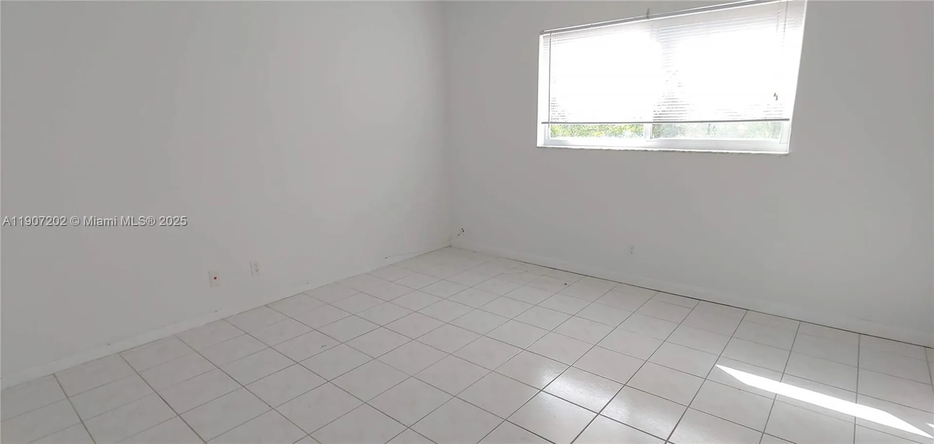 1400 NE 54th Street Fort Lauderdale FL 33334