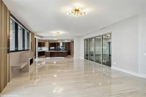 18555 Collins Avenue Sunny Isles Beach FL 33160