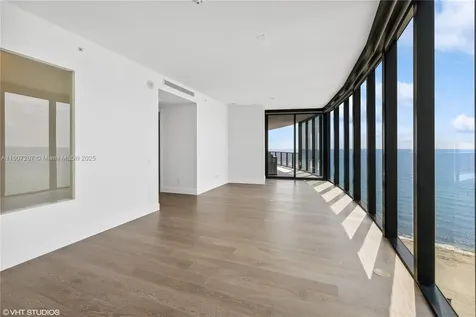 18555 Collins Avenue Sunny Isles Beach FL 33160
