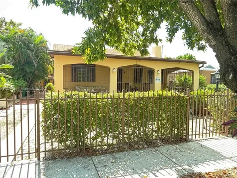2372 SW 11th Terrace Miami FL 33135
