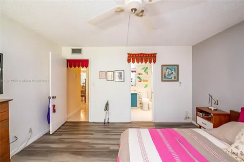 2101 Lucaya Bend Coconut Creek FL 33066