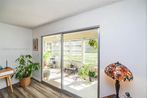 2101 Lucaya Bend Coconut Creek FL 33066
