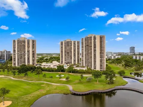 20379 W Country Club Drive Aventura FL 33180