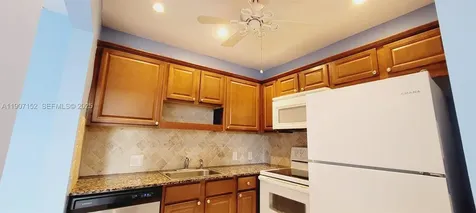534 Mansfield M Boca Raton FL 33434