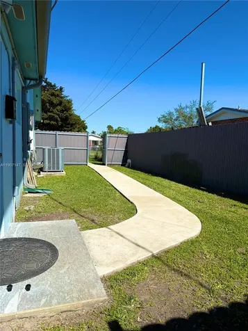 10040 SW 198th Street Cutler Bay FL 33157