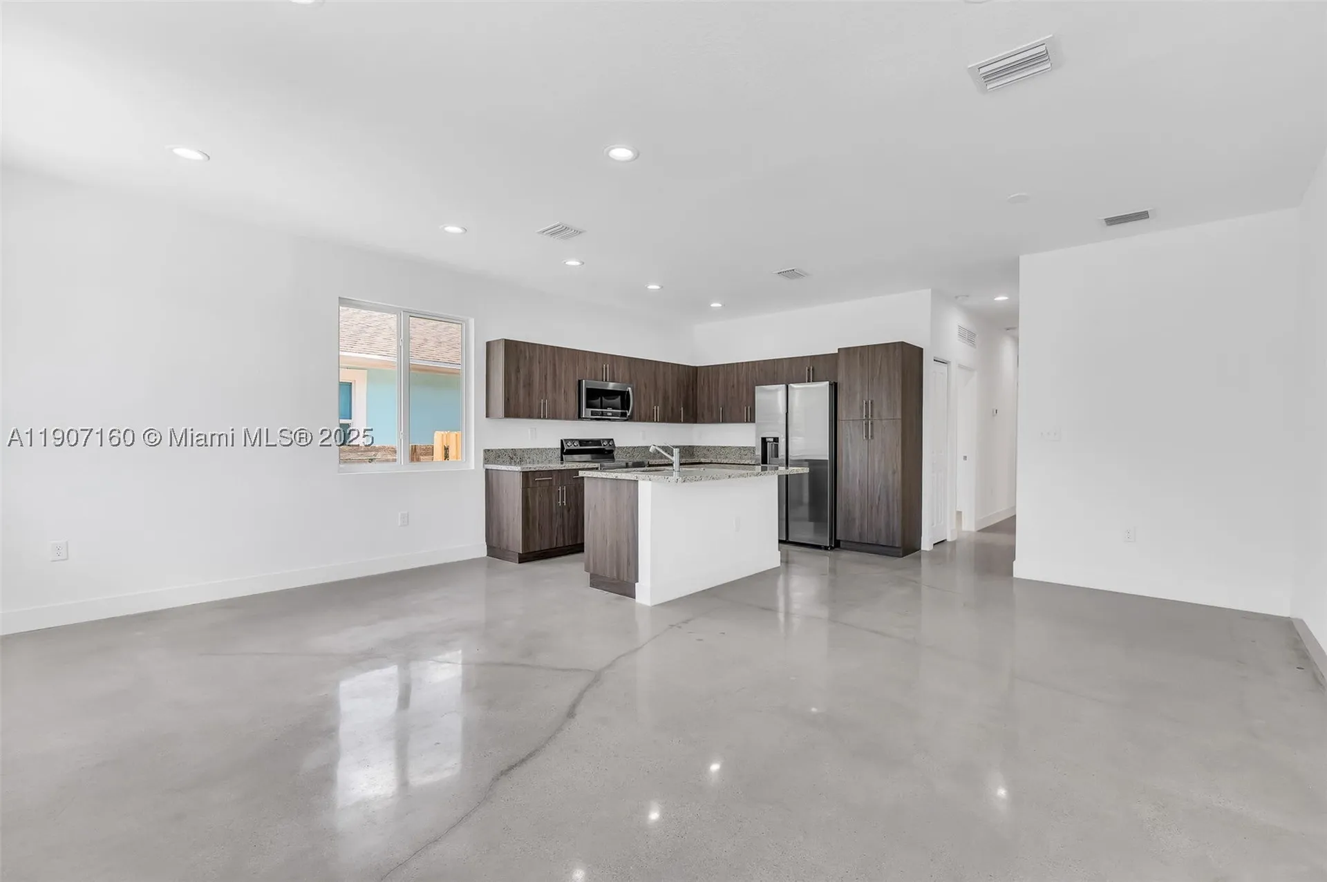638 NW 15th Avenue Fort Lauderdale FL 33311
