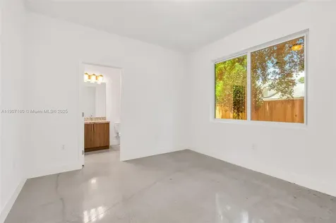 638 NW 15th Avenue Fort Lauderdale FL 33311