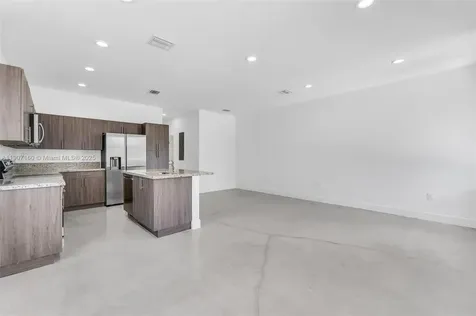 638 NW 15th Avenue Fort Lauderdale FL 33311