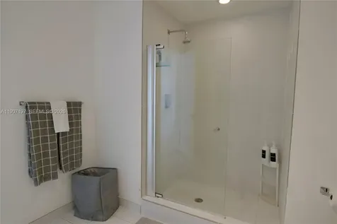 3250 NE 1st Avenue Miami FL 33137