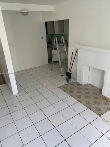 1037 NW 30th Street Miami FL 33127