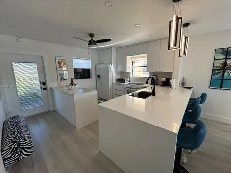 200 Berkley Road Hollywood FL 33024