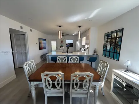 200 Berkley Road Hollywood FL 33024