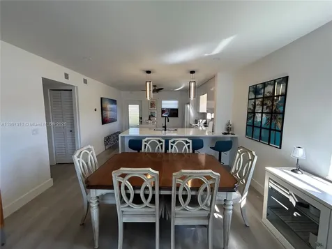 200 Berkley Road Hollywood FL 33024