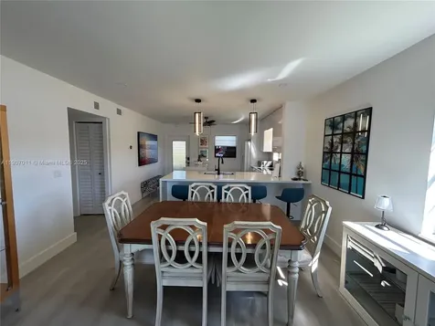 200 Berkley Road Hollywood FL 33024