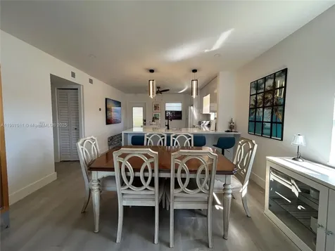 200 Berkley Road Hollywood FL 33024