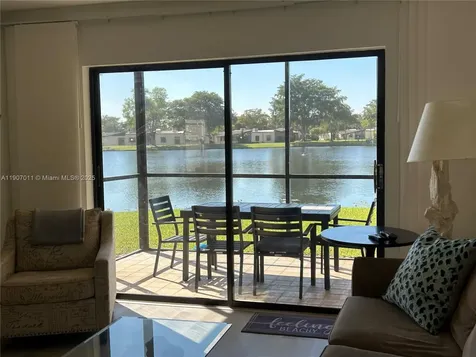 200 Berkley Road Hollywood FL 33024