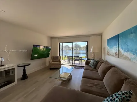 200 Berkley Road Hollywood FL 33024