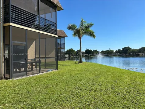 200 Berkley Road Hollywood FL 33024