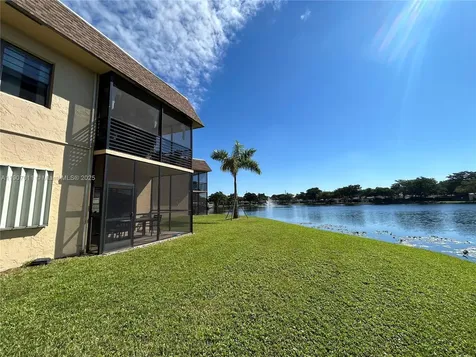 200 Berkley Road Hollywood FL 33024