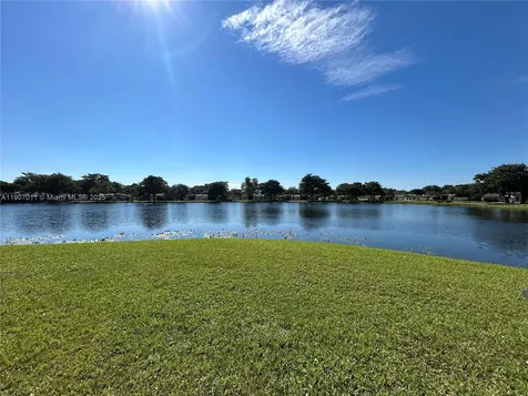 200 Berkley Road Hollywood FL 33024