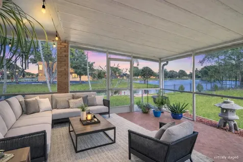 1245 NW 92nd Avenue Pembroke Pines FL 33024