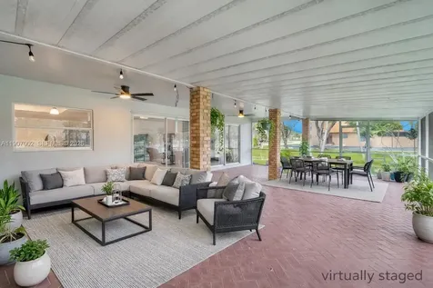 1245 NW 92nd Avenue Pembroke Pines FL 33024