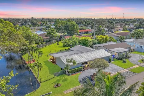 1245 NW 92nd Avenue Pembroke Pines FL 33024