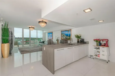 400 Sunny Isles Boulevard Sunny Isles Beach FL 33160