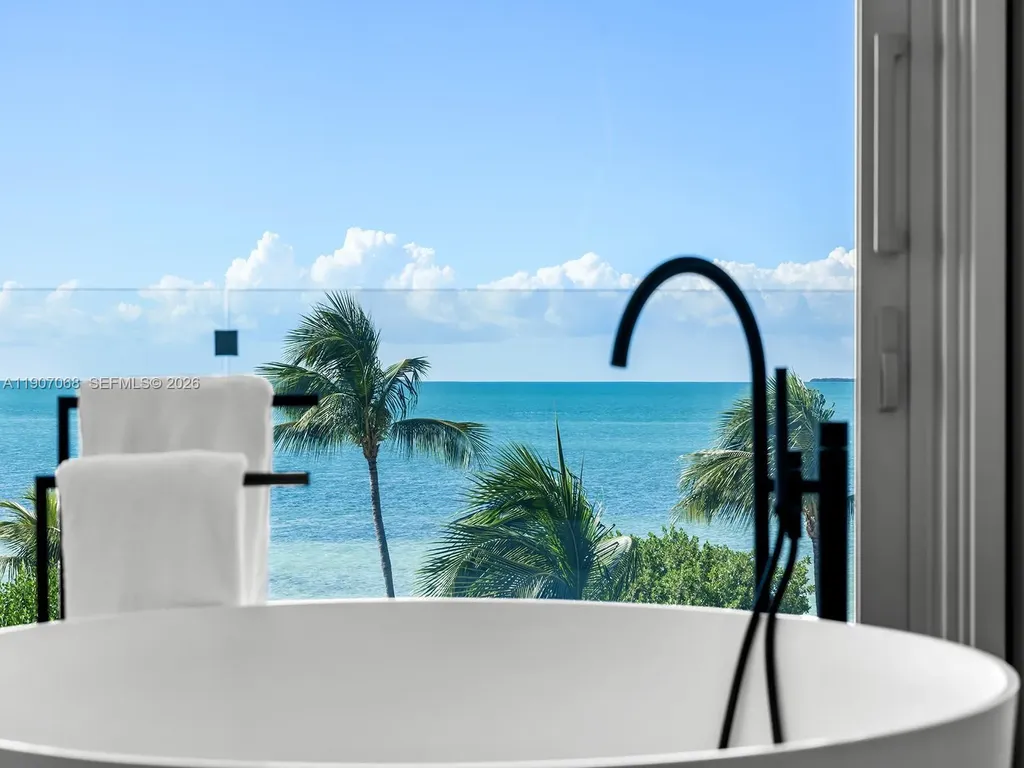 236 Costa Bravo Drive Islamorada FL 33036