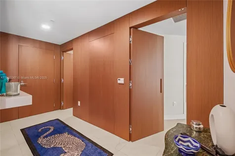 17111 Biscayne Boulevard North Miami Beach FL 33160