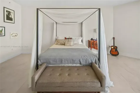 17111 Biscayne Boulevard North Miami Beach FL 33160