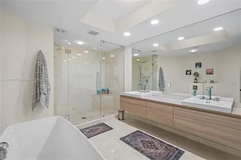 17111 Biscayne Boulevard North Miami Beach FL 33160