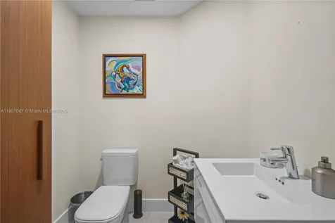 17111 Biscayne Boulevard North Miami Beach FL 33160