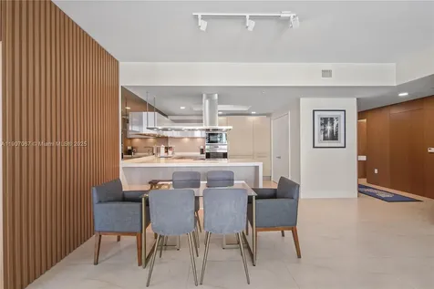 17111 Biscayne Boulevard North Miami Beach FL 33160