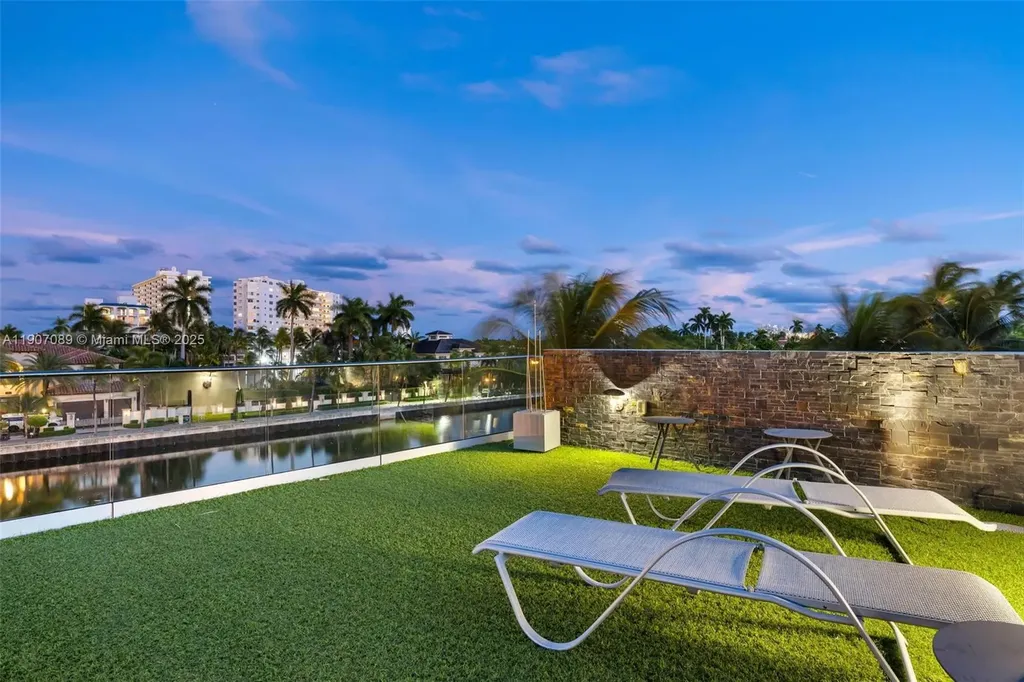 300 Royal Plaza Drive Fort Lauderdale FL 33301