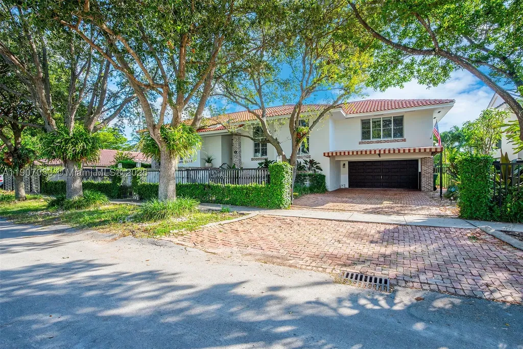 8025 SW 91st Avenue Miami FL 33173