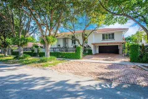 8025 SW 91st Avenue Miami FL 33173