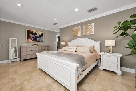 8025 SW 91st Avenue Miami FL 33173