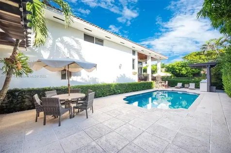 8025 SW 91st Avenue Miami FL 33173