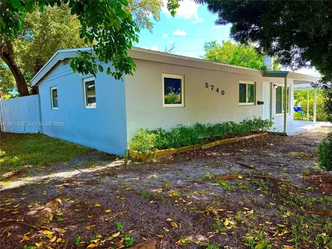 5740 Freedom Street Hollywood FL 33021
