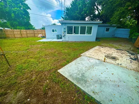 5740 Freedom Street Hollywood FL 33021